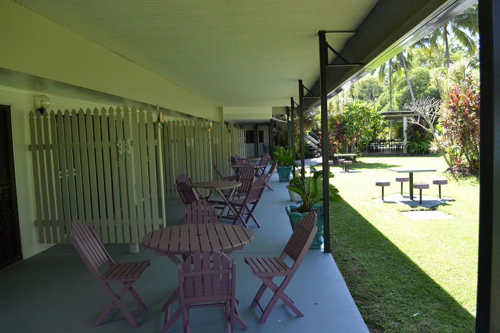Bramston Beach Motel Εξωτερικό φωτογραφία