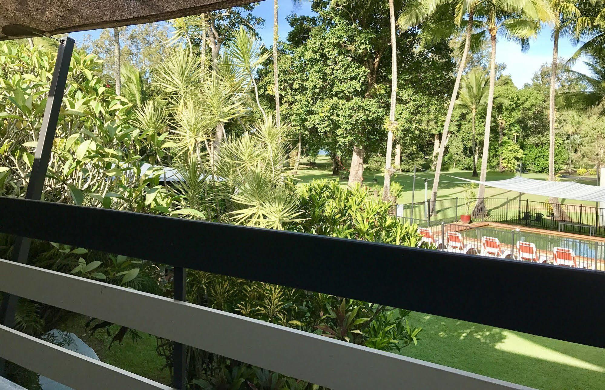 Bramston Beach Motel Εξωτερικό φωτογραφία